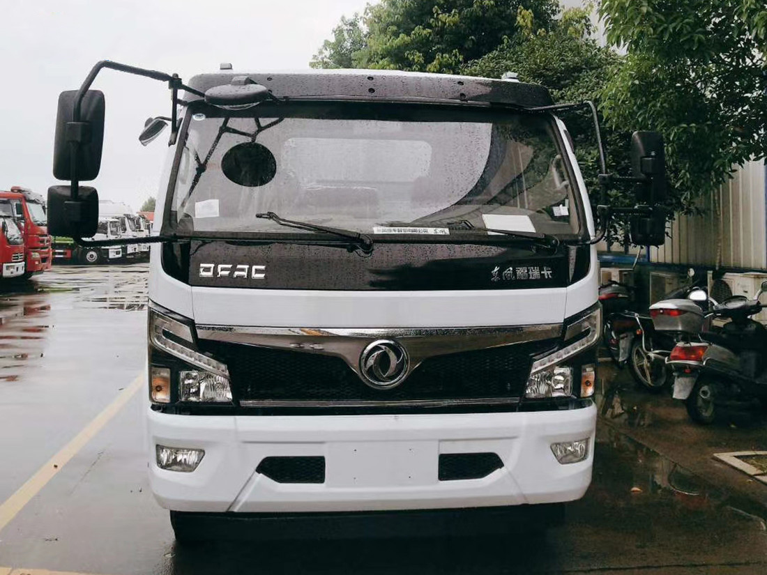 �|�L����8�����S܇